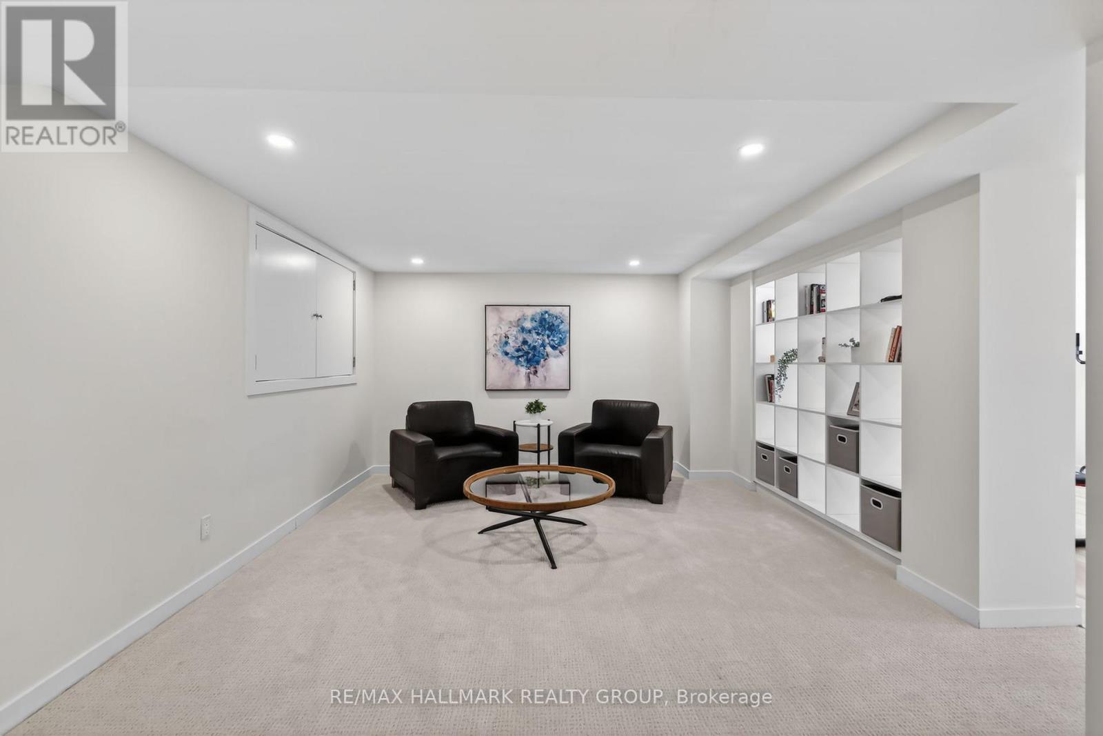 1934 Lenester Avenue, Ottawa, ON - Indoor