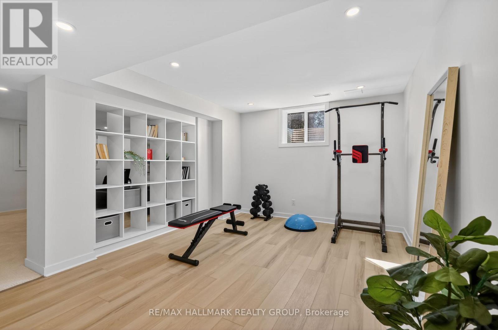 1934 Lenester Avenue, Ottawa, ON - Indoor Photo Showing Gym Room