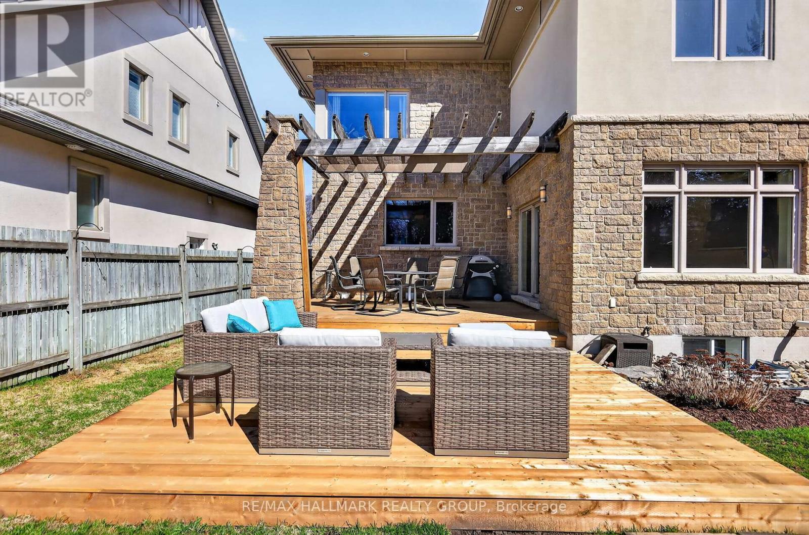 1934 Lenester Avenue, Ottawa, ON - Outdoor With Exterior