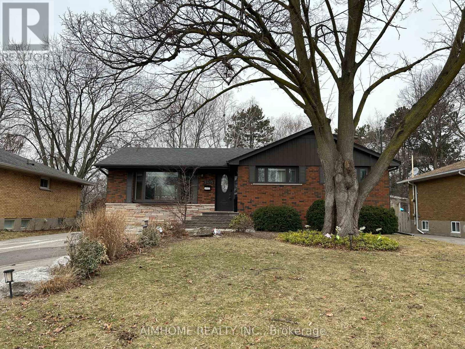 2415 Edith Avenue, Burlington, ON - Outdoor
