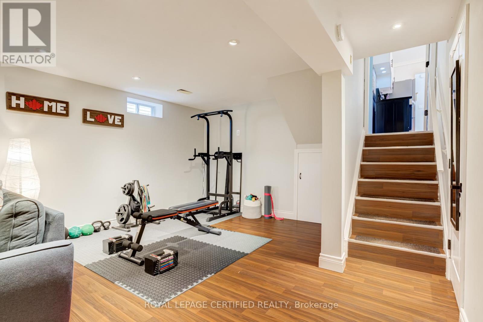 27 Lambert Street, Hamilton, ON - Indoor Photo Showing Gym Room