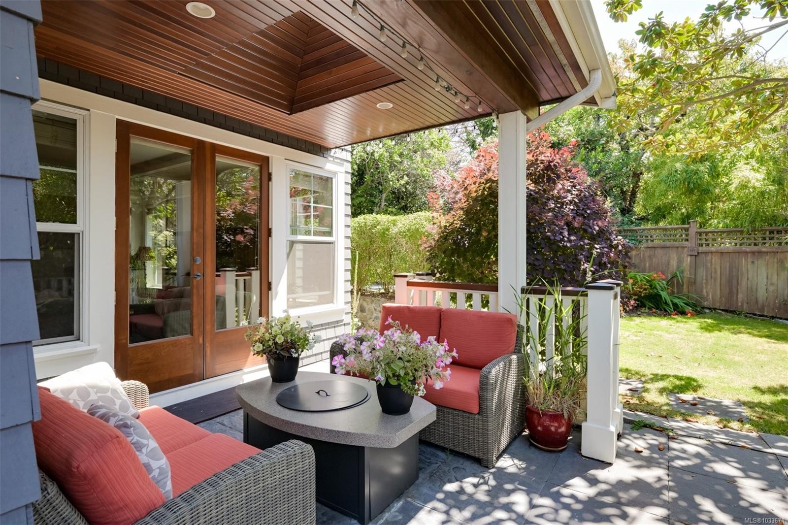 12 Briar Pl, Victoria, BC