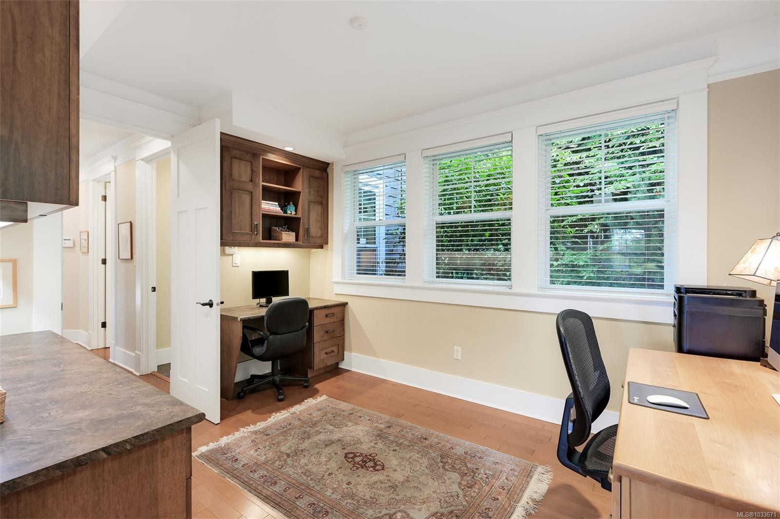 12 Briar Pl, Victoria, BC