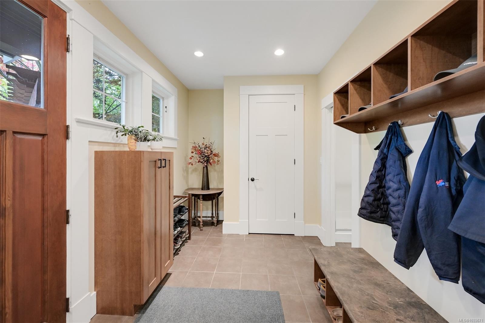 12 Briar Pl, Victoria, BC