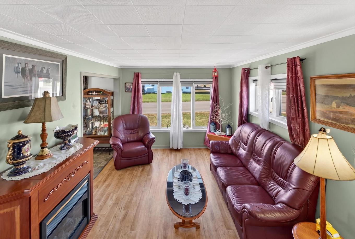 27 Garden Drive, Kensington, PE