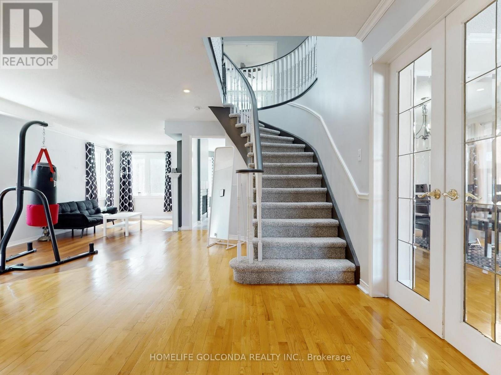 39 Etherington Crescent, Barrie, ON - Indoor Photo Showing Other Room
