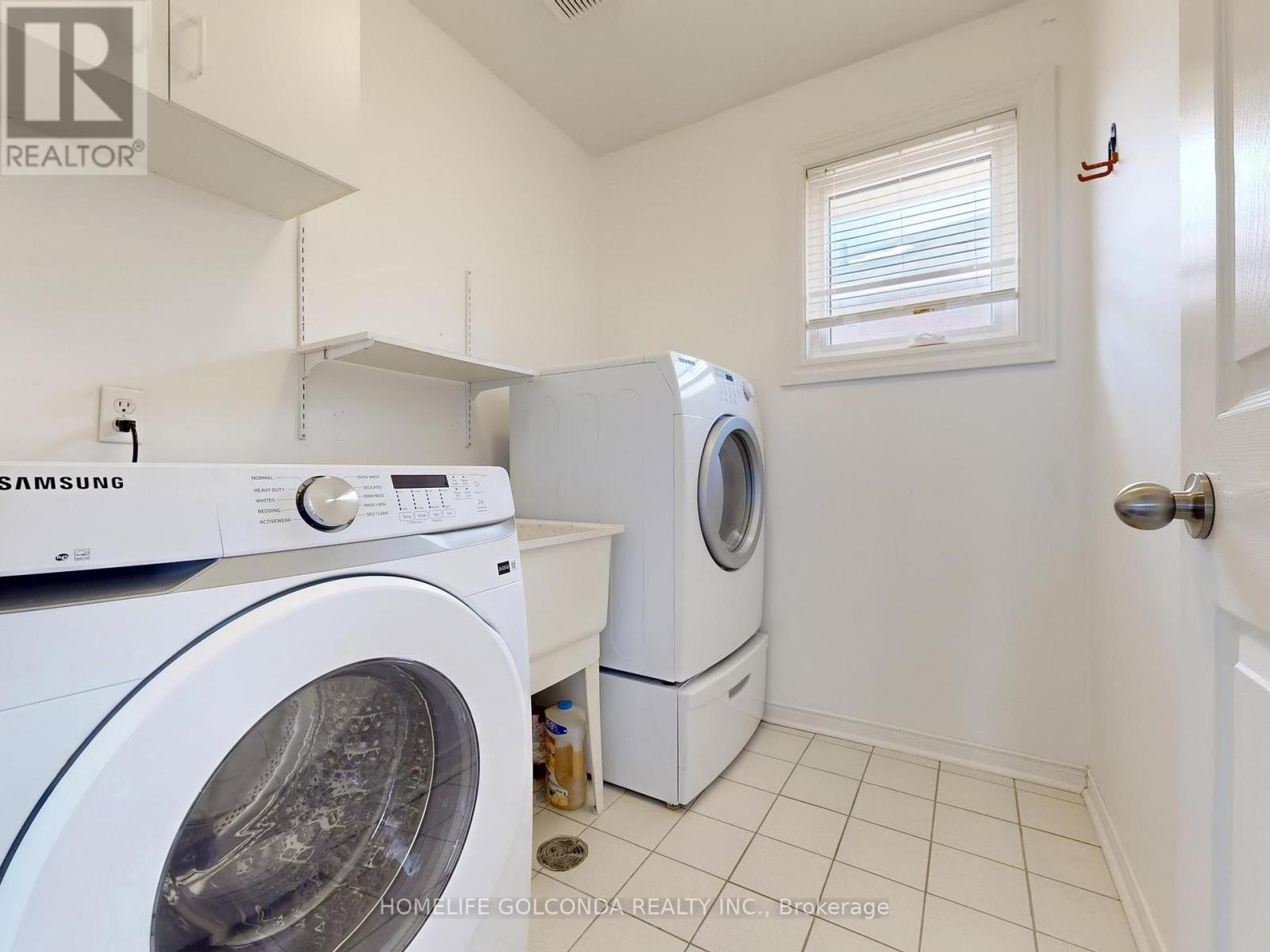 39 Etherington Crescent, Barrie, ON - Indoor Photo Showing Laundry Room