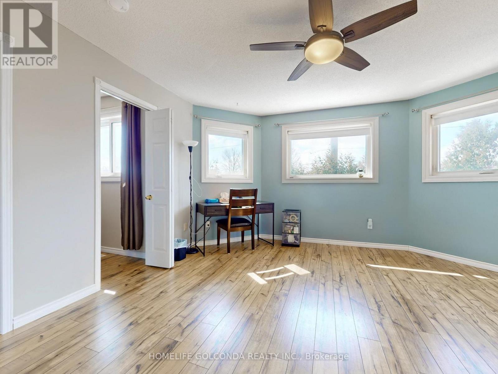 39 Etherington Crescent, Barrie, ON - Indoor