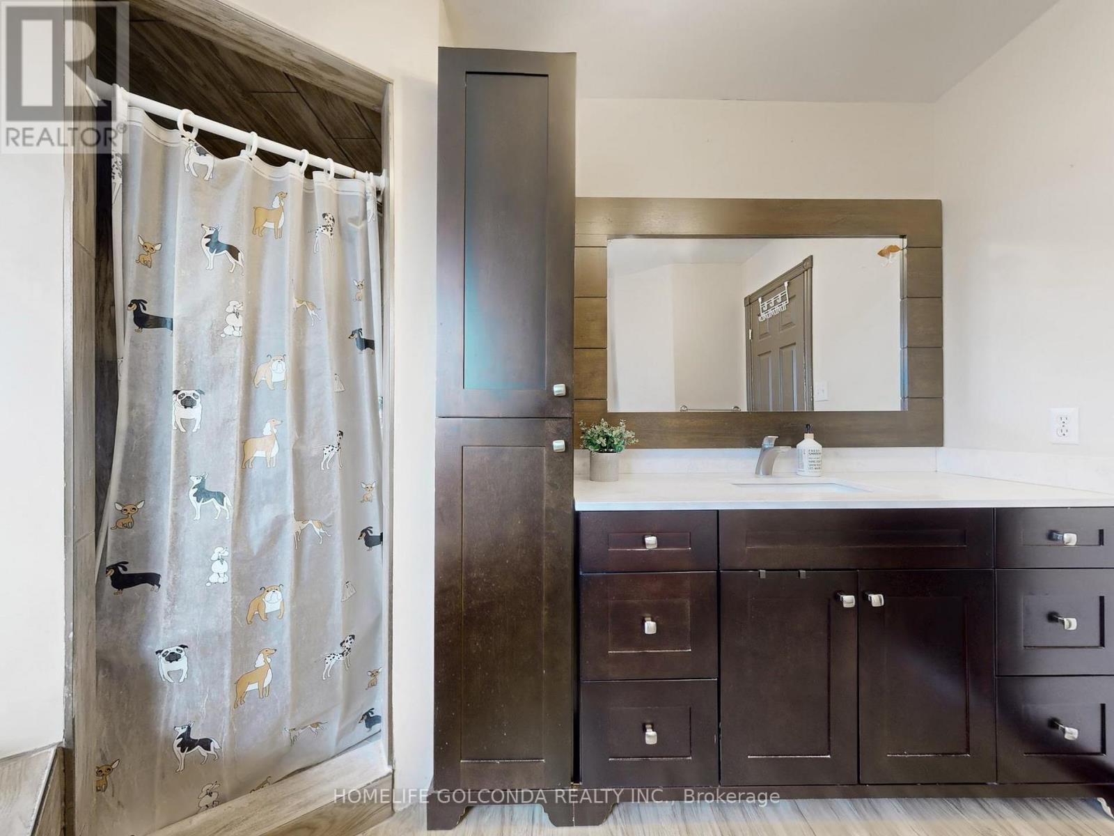39 Etherington Crescent, Barrie, ON - Indoor Photo Showing Bathroom
