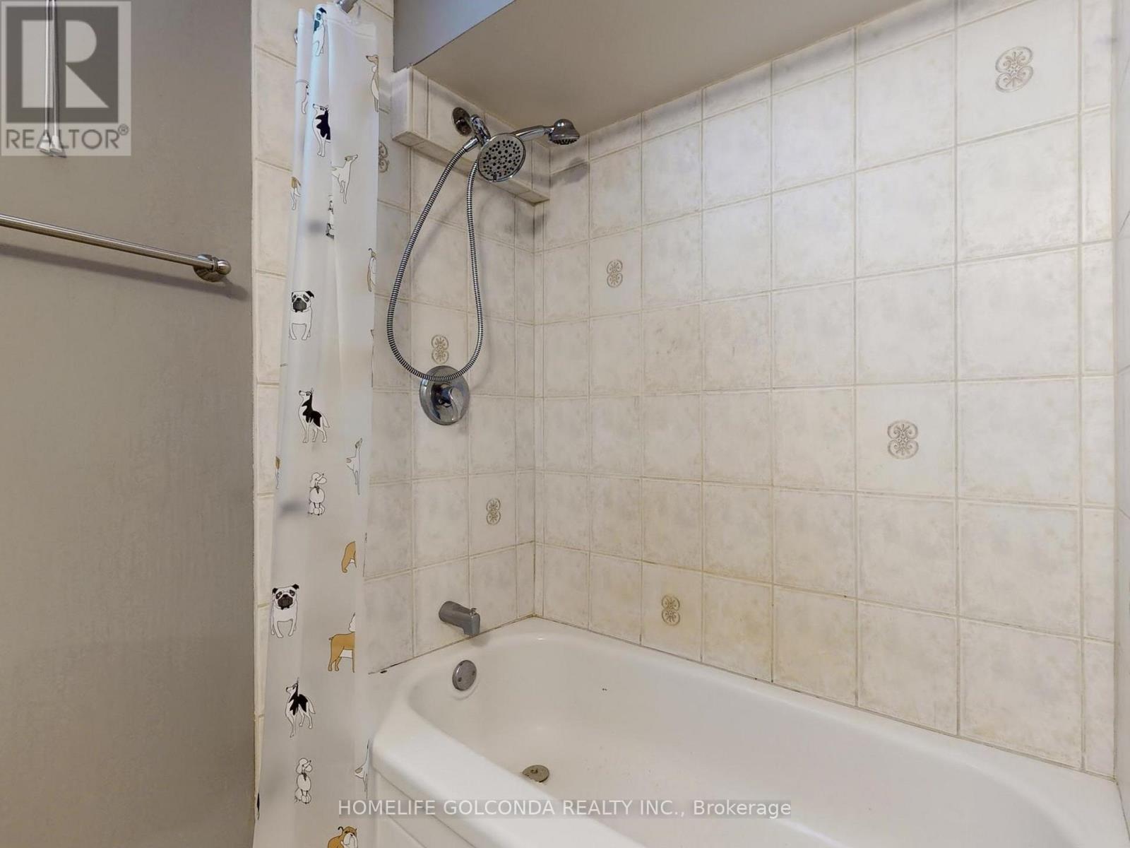 39 Etherington Crescent, Barrie, ON - Indoor Photo Showing Bathroom