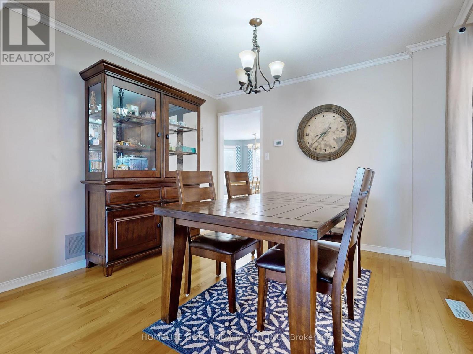 39 Etherington Crescent, Barrie, ON - Indoor Photo Showing Dining Room