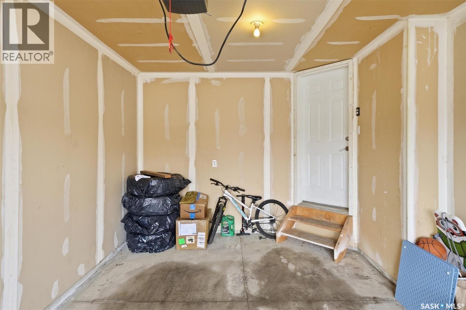 405 615 Lynd Crescent, Saskatoon, SK - Indoor