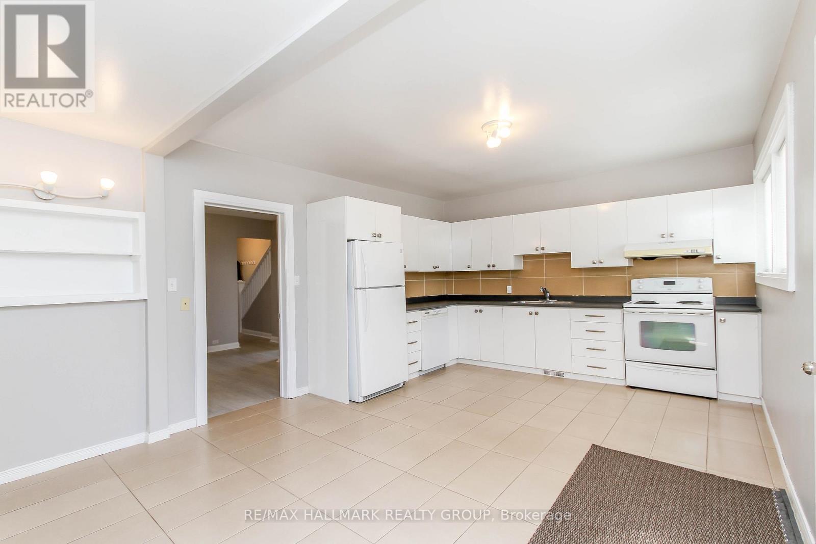 448 Pleasant Park Road, Ottawa, ON - Indoor Photo Showing Kitchen