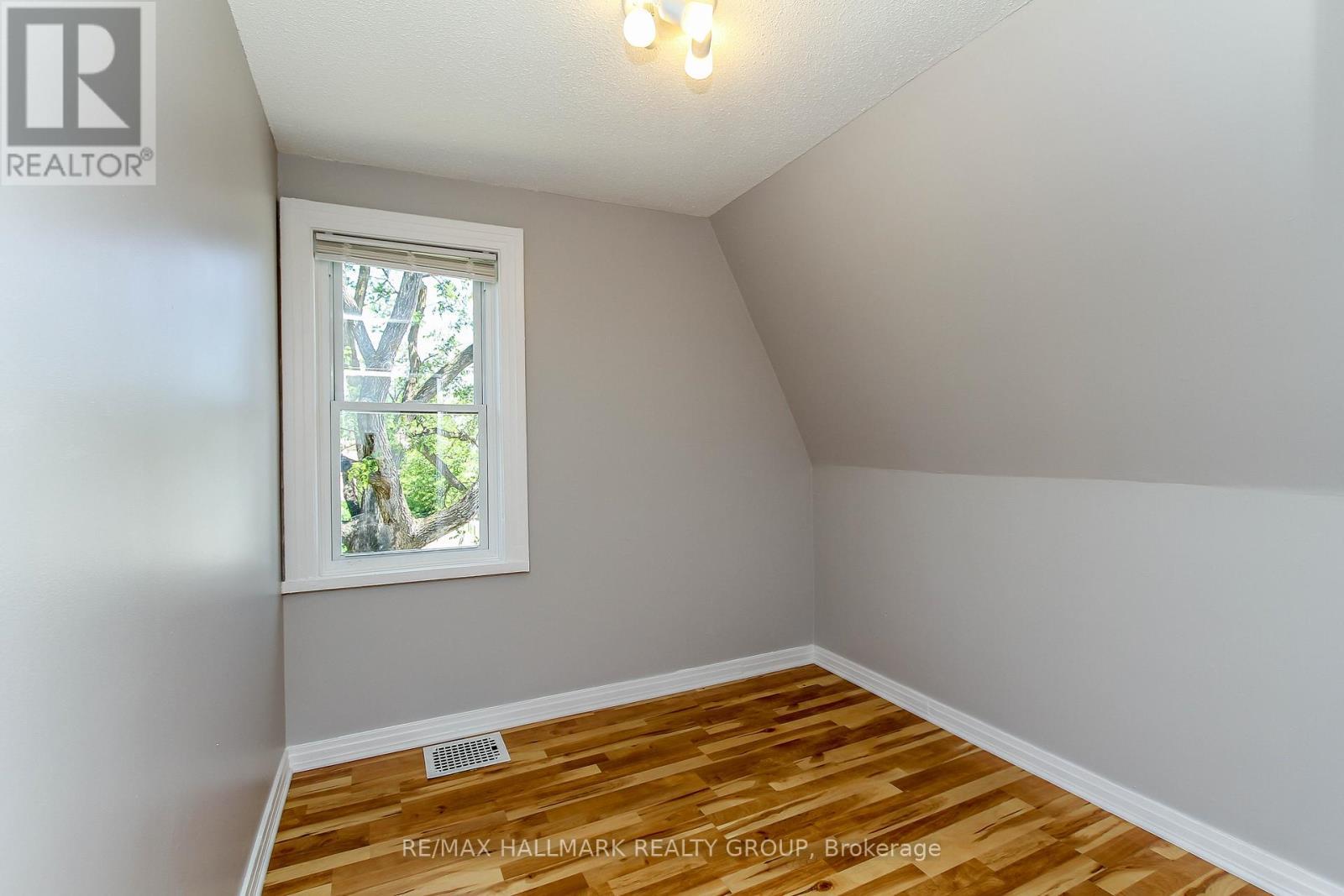 448 Pleasant Park Road, Ottawa, ON - Indoor Photo Showing Other Room
