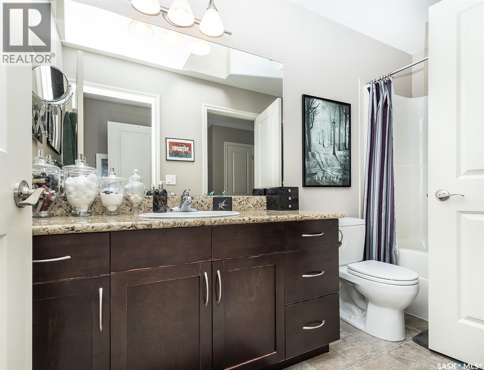 214 615 Lynd Crescent, Saskatoon, SK - Indoor Photo Showing Bathroom