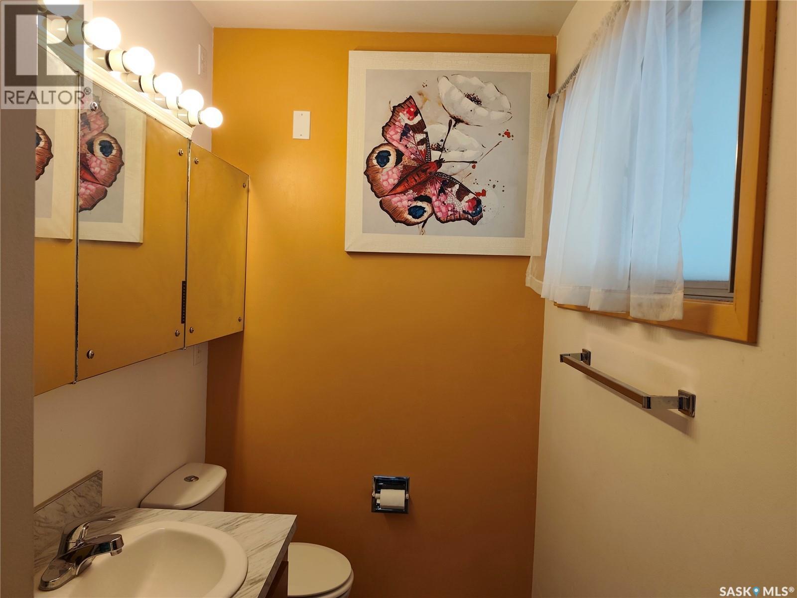 1113 Jubilee Drive, Swift Current, SK - Indoor Photo Showing Bathroom
