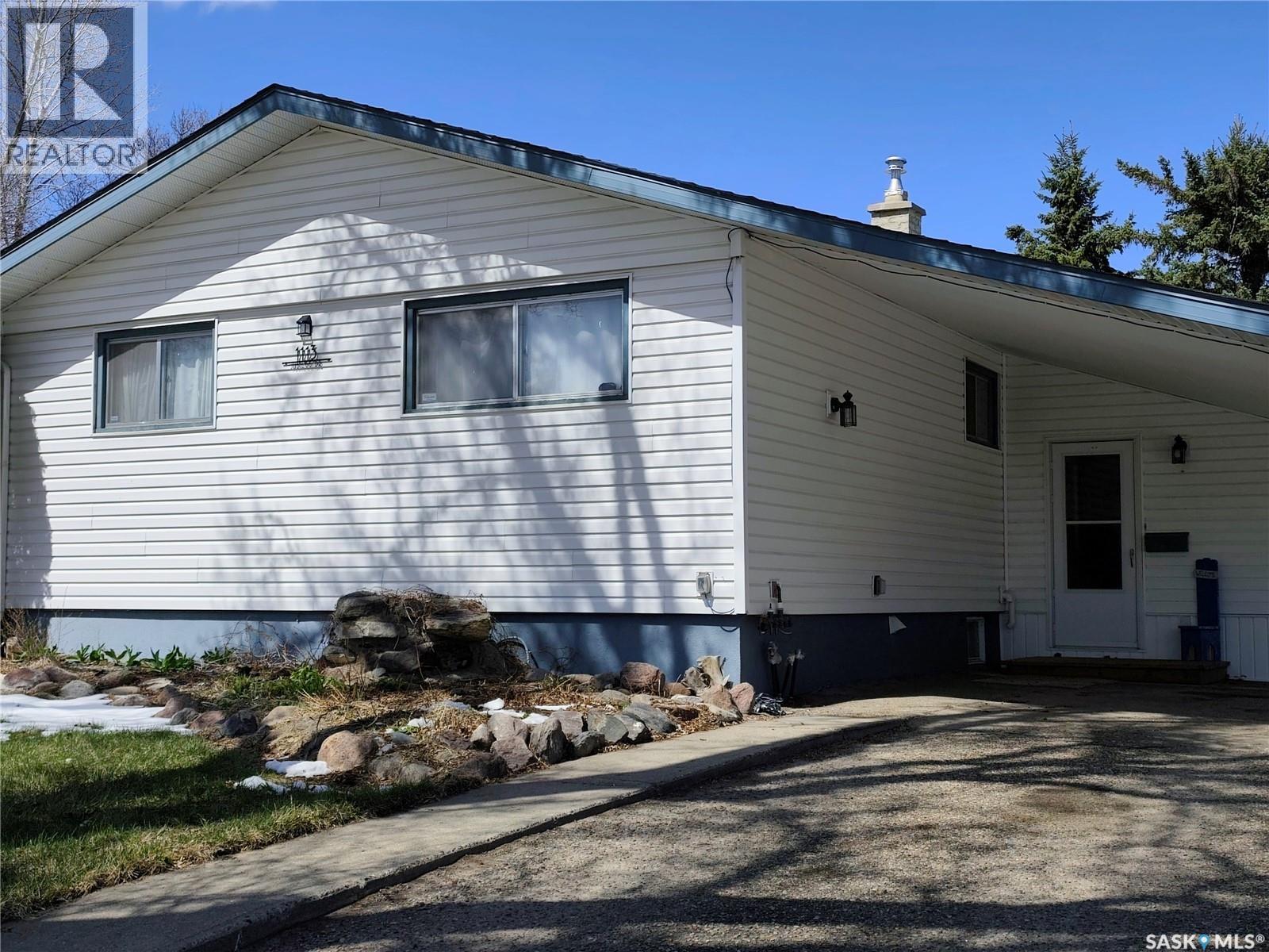 1113 Jubilee Drive, Swift Current, SK - Outdoor