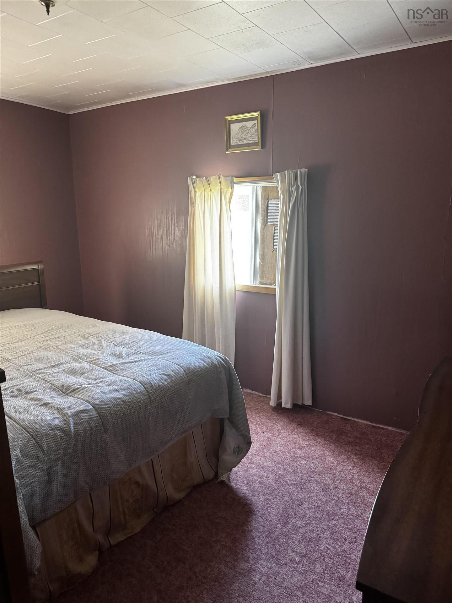 20 Hurst Street, Canso, NS