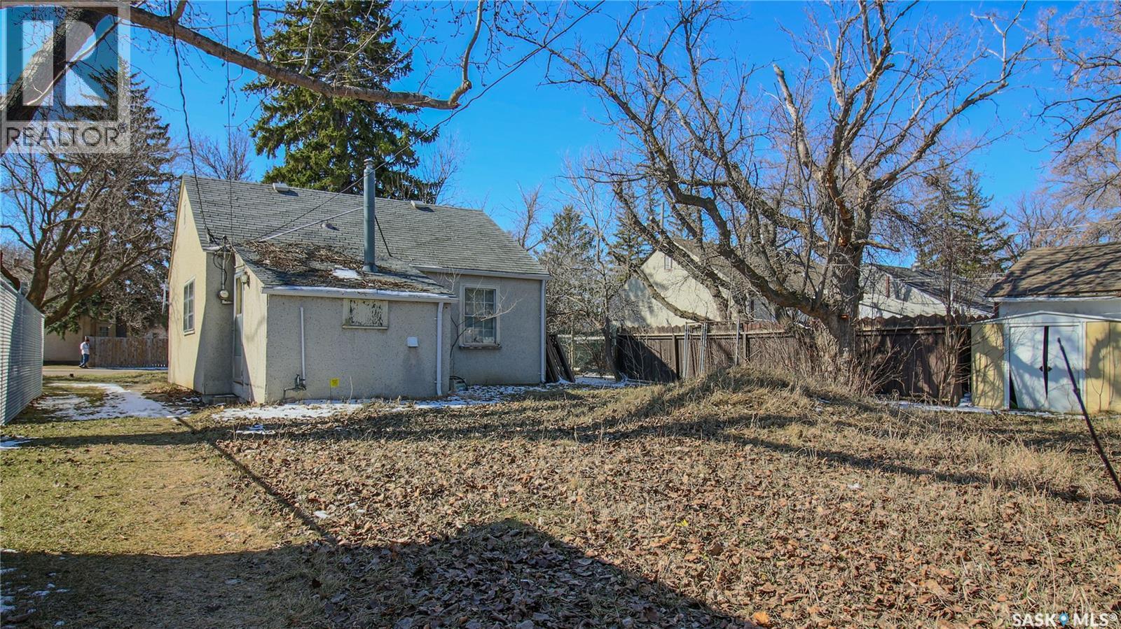 20 Cecil Crescent, Regina, SK - Outdoor