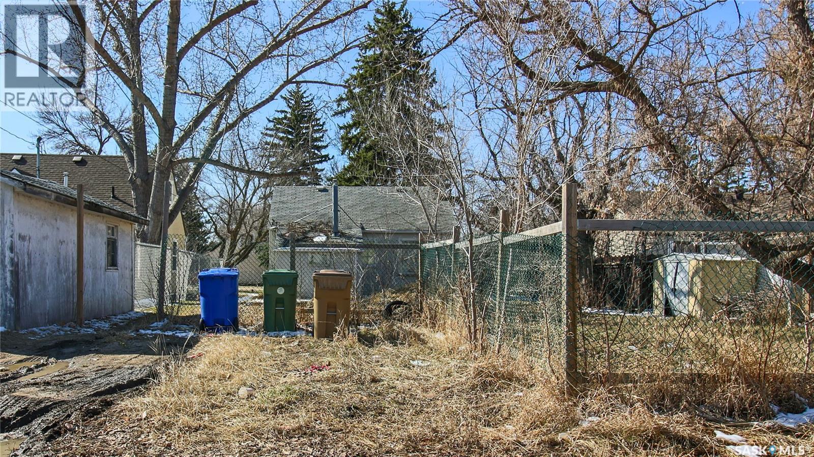 20 Cecil Crescent, Regina, SK - Outdoor
