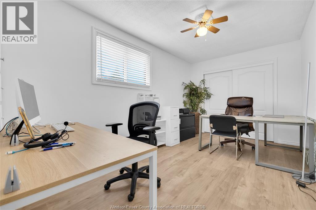 9572 Tecumseh Road, Windsor, ON