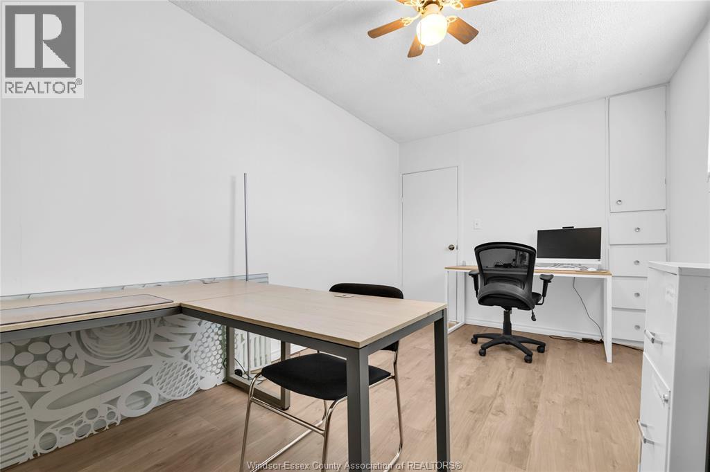 9572 Tecumseh Road, Windsor, ON
