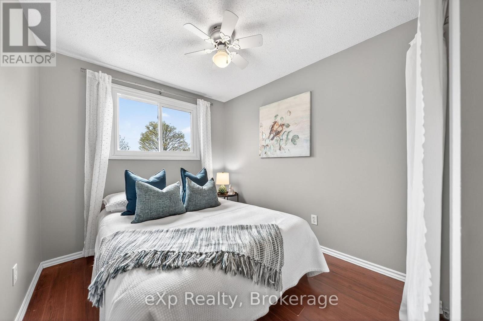111 Connelly Drive, Kitchener, ON - Indoor Photo Showing Bedroom