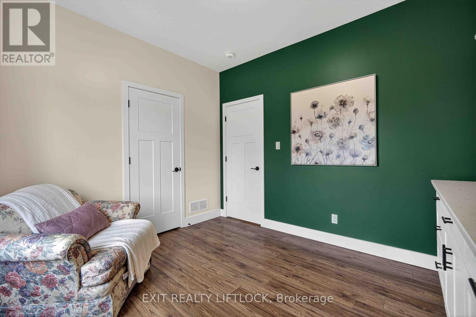 3rd Bedroom/dressing room - 1479 Webster Road, Douro-Dummer, ON