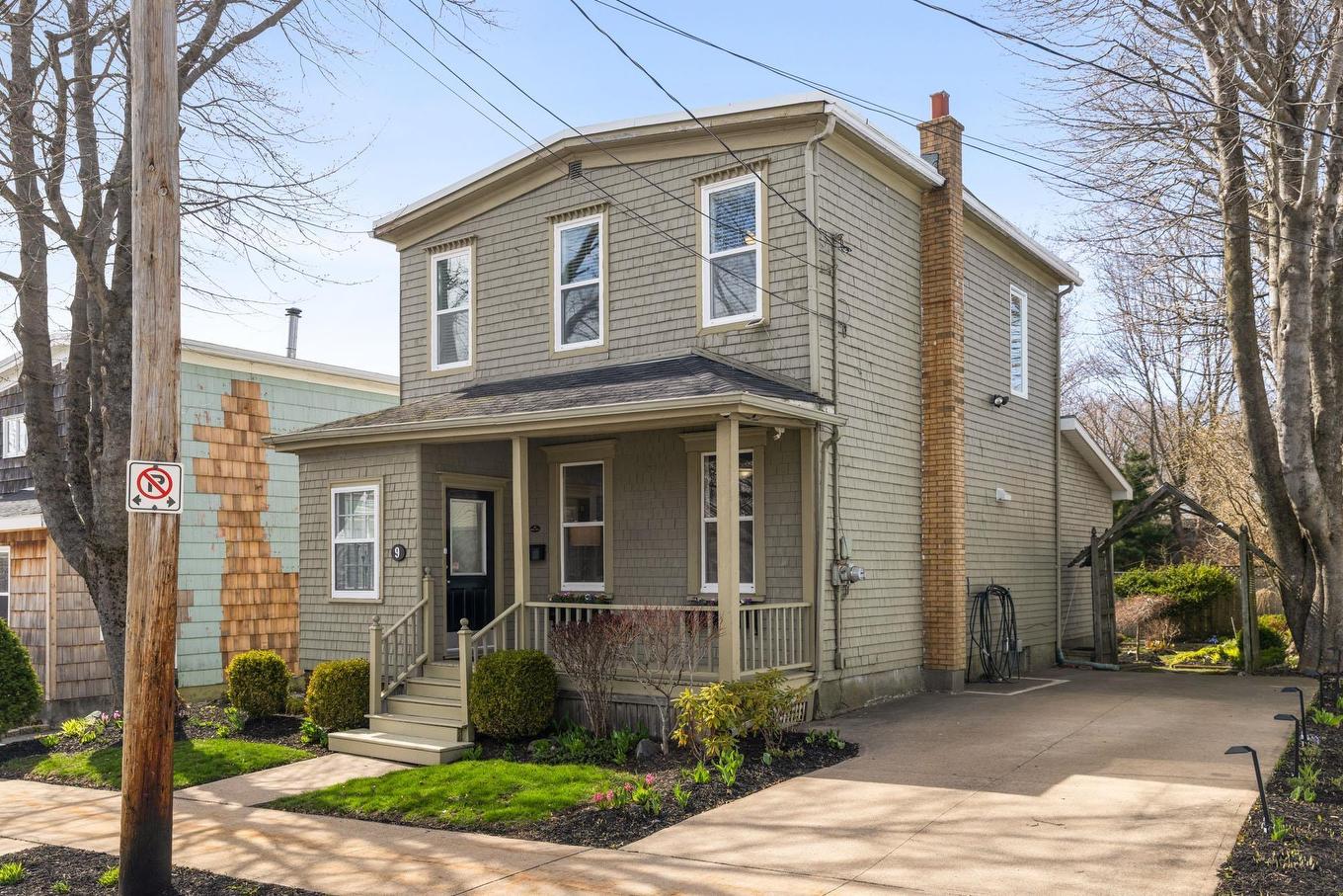 9 Dawson Street, Dartmouth, NS