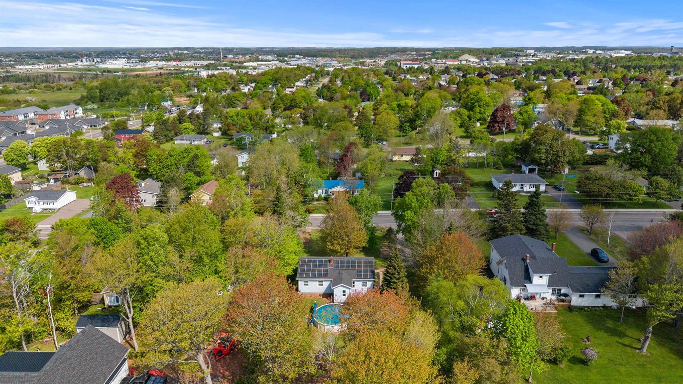 16 Oak Drive, Charlottetown, PE