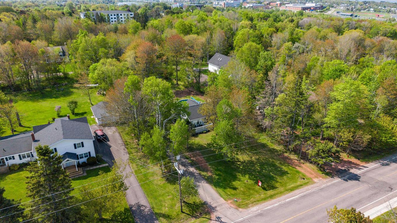 16 Oak Drive, Charlottetown, PE