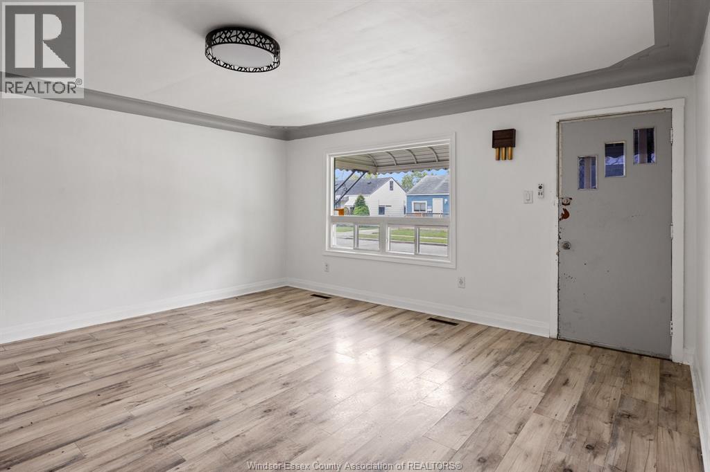 2270 Marentette, Windsor, ON - Indoor Photo Showing Other Room