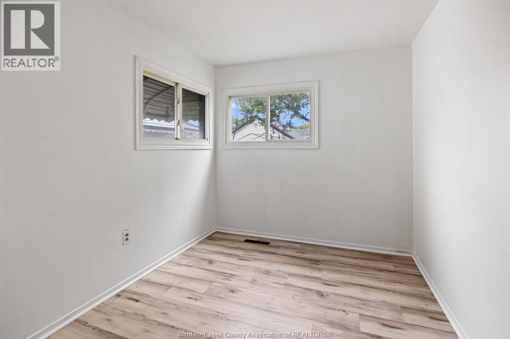 2270 Marentette, Windsor, ON - Indoor Photo Showing Other Room