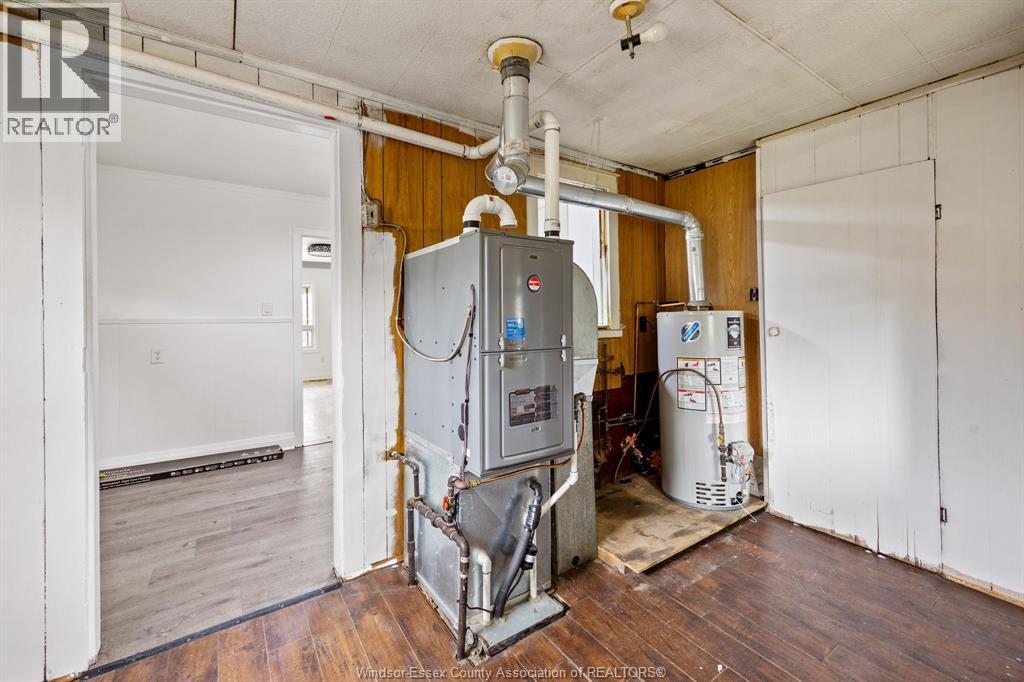 2270 Marentette, Windsor, ON - Indoor