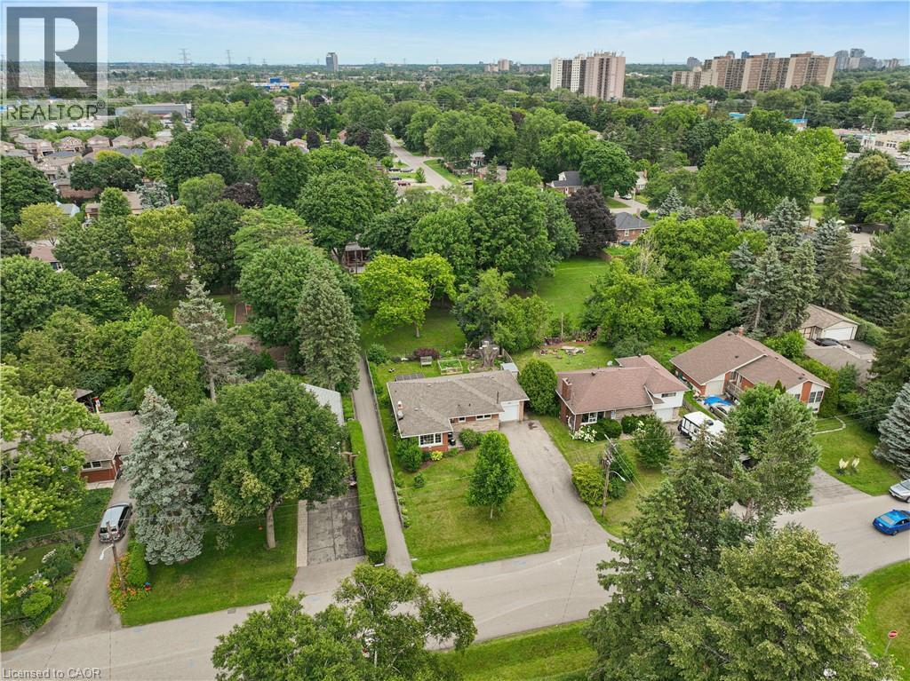 1063 Maplehurst Avenue, Burlington, ON - Outdoor With View