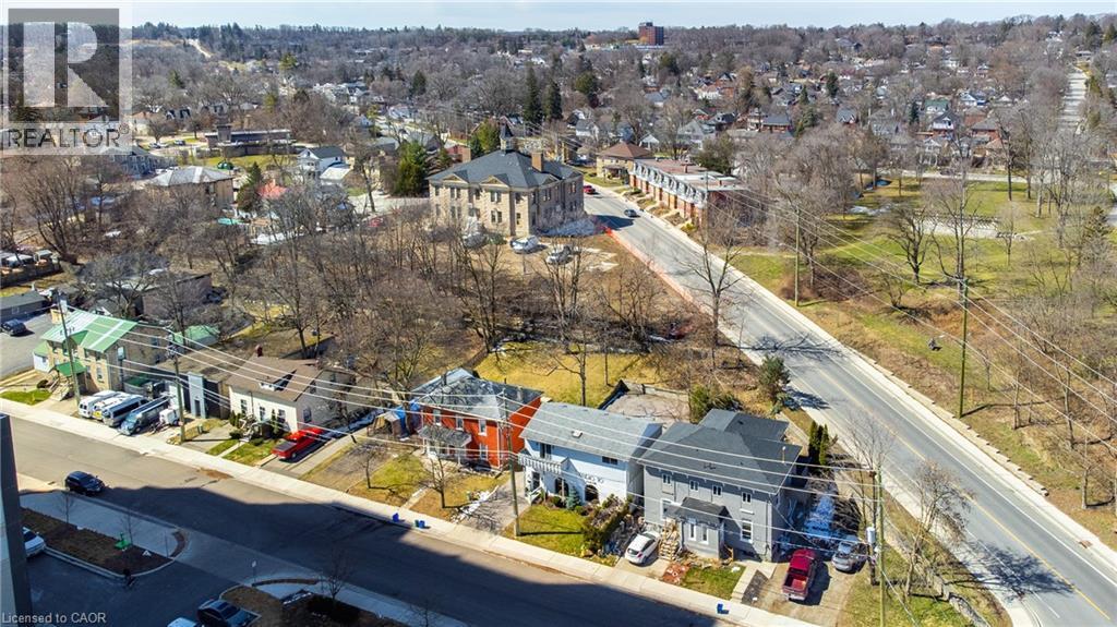 10 Glebe Street, Cambridge, ON