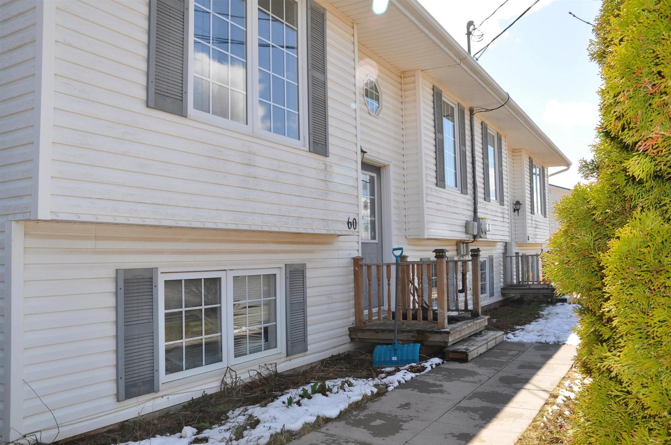 58-60 Lowther Drive, Cornwall, PE