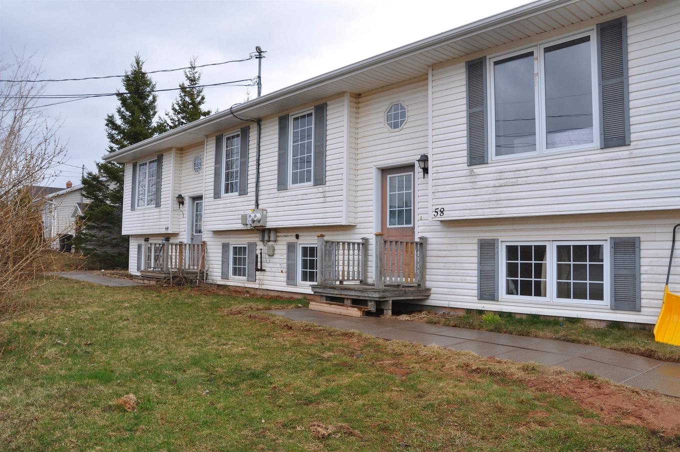 58-60 Lowther Drive, Cornwall, PE