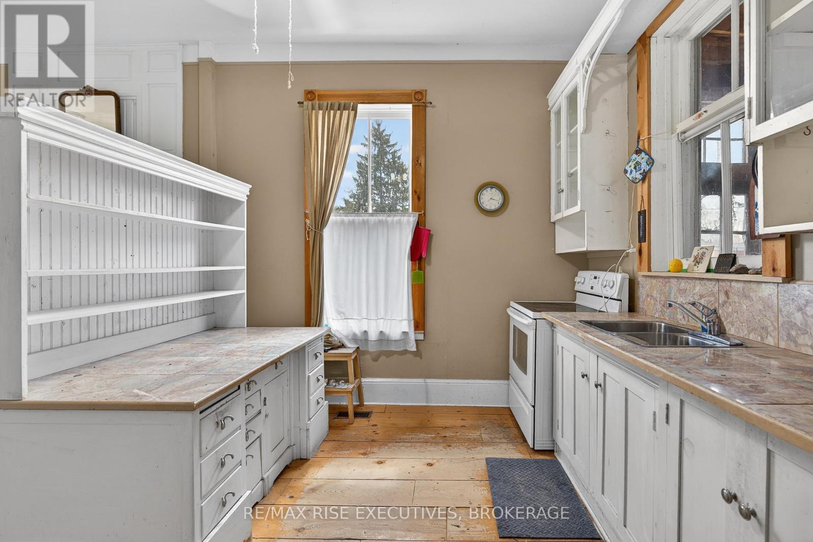 147 St George Street, Deseronto (Deseronto (Town)), ON - Indoor Photo Showing Kitchen