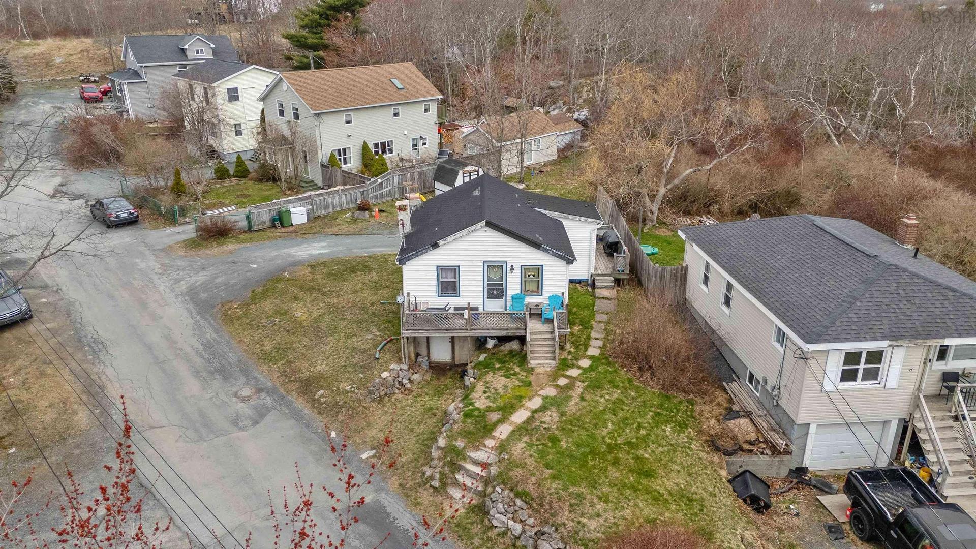 1 Trelyn Road, Halifax, NS