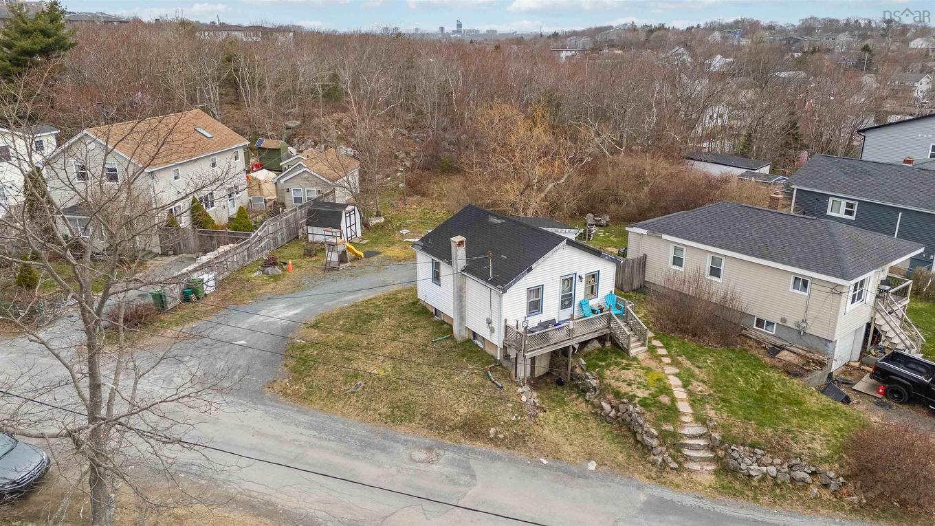 1 Trelyn Road, Halifax, NS