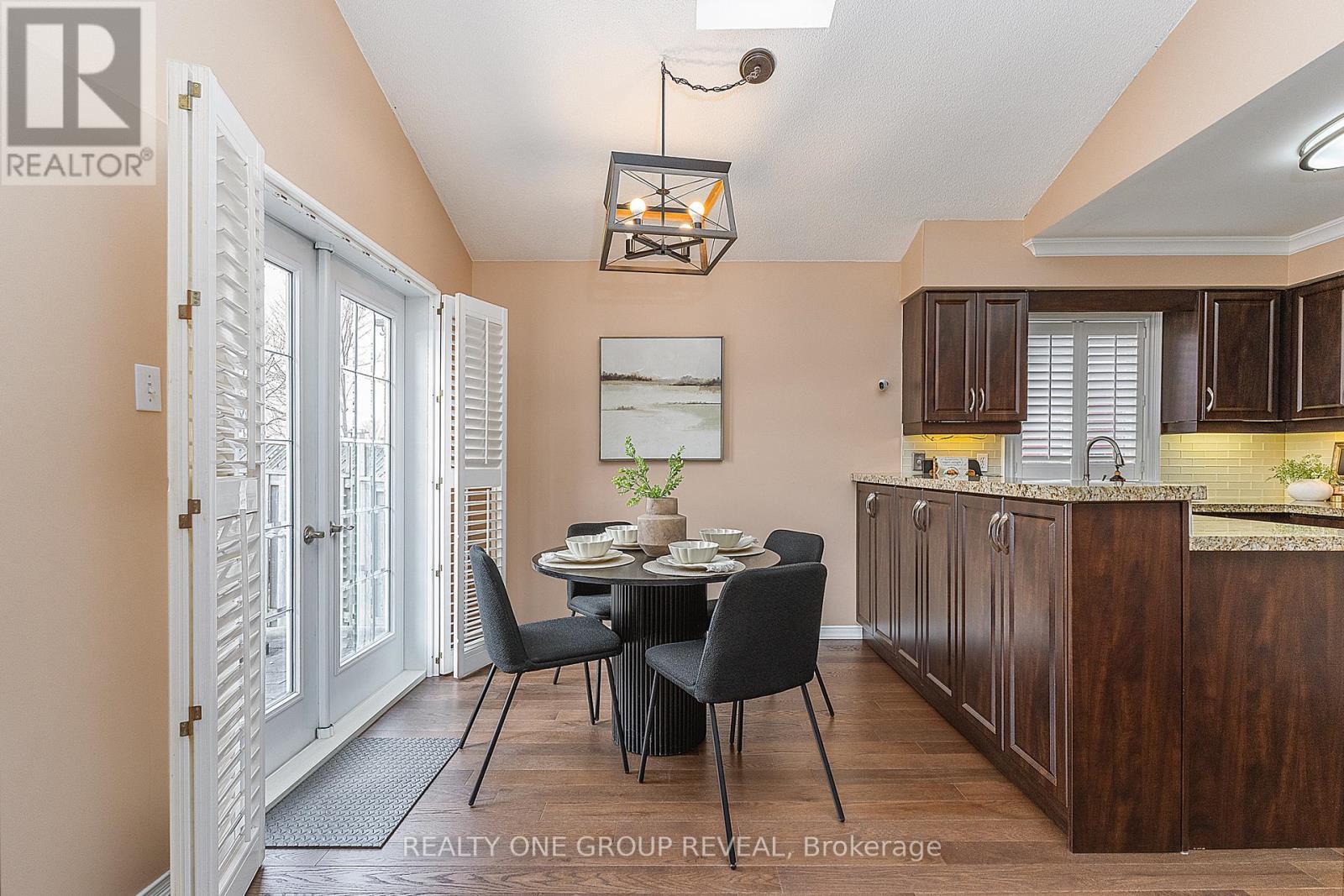 Eat In Kitchen - 37 Wetherburn Drive, Whitby, ON - Indoor Photo Showing Dining Room