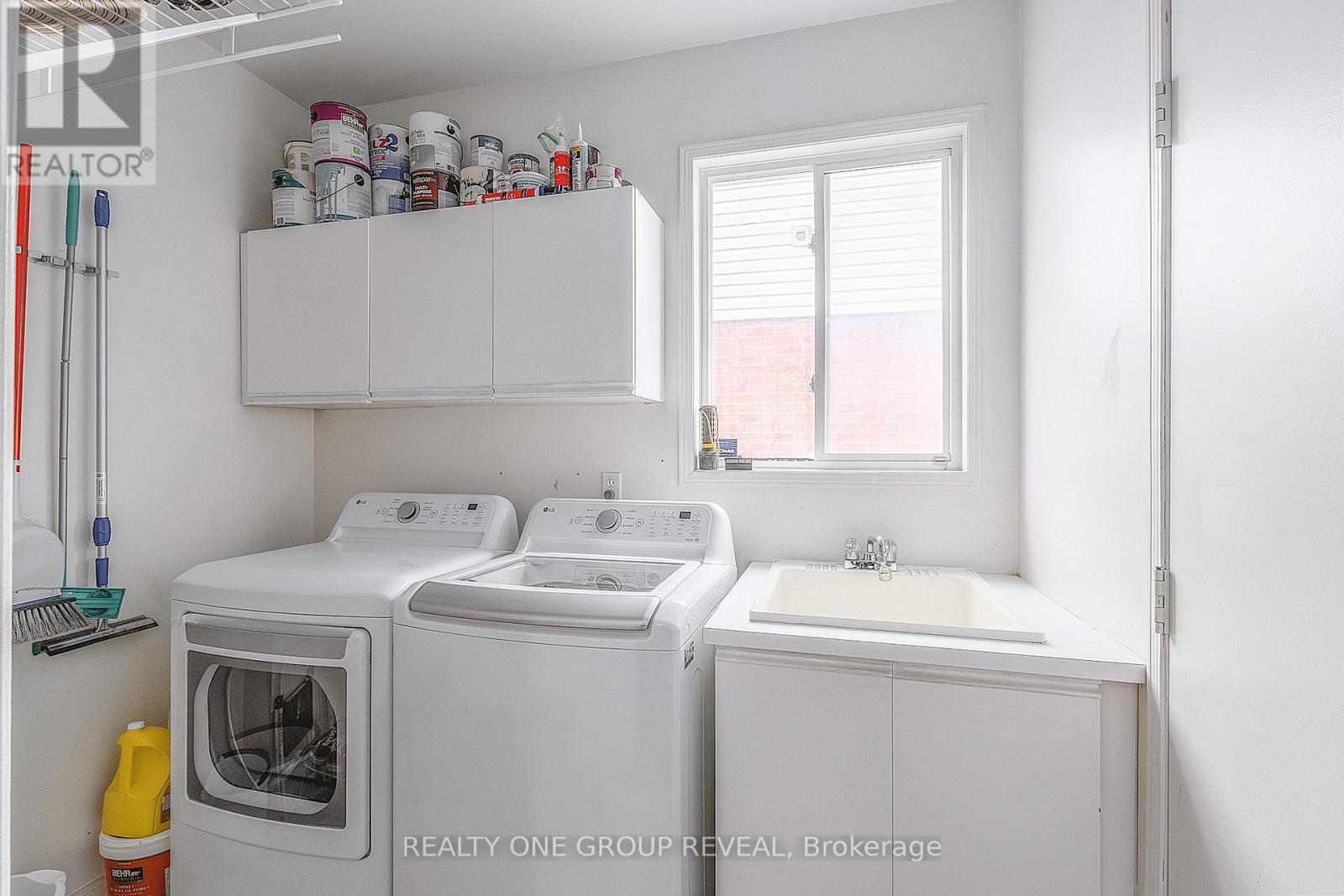 Main Floor Laundry - 37 Wetherburn Drive, Whitby, ON - Indoor Photo Showing Laundry Room