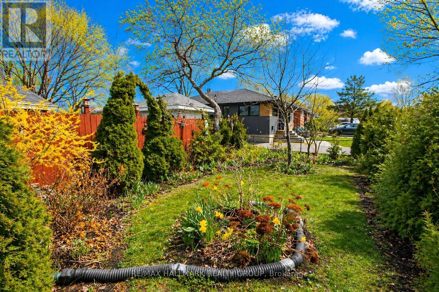 461 Lawson Avenue, Ottawa, ON - Outdoor