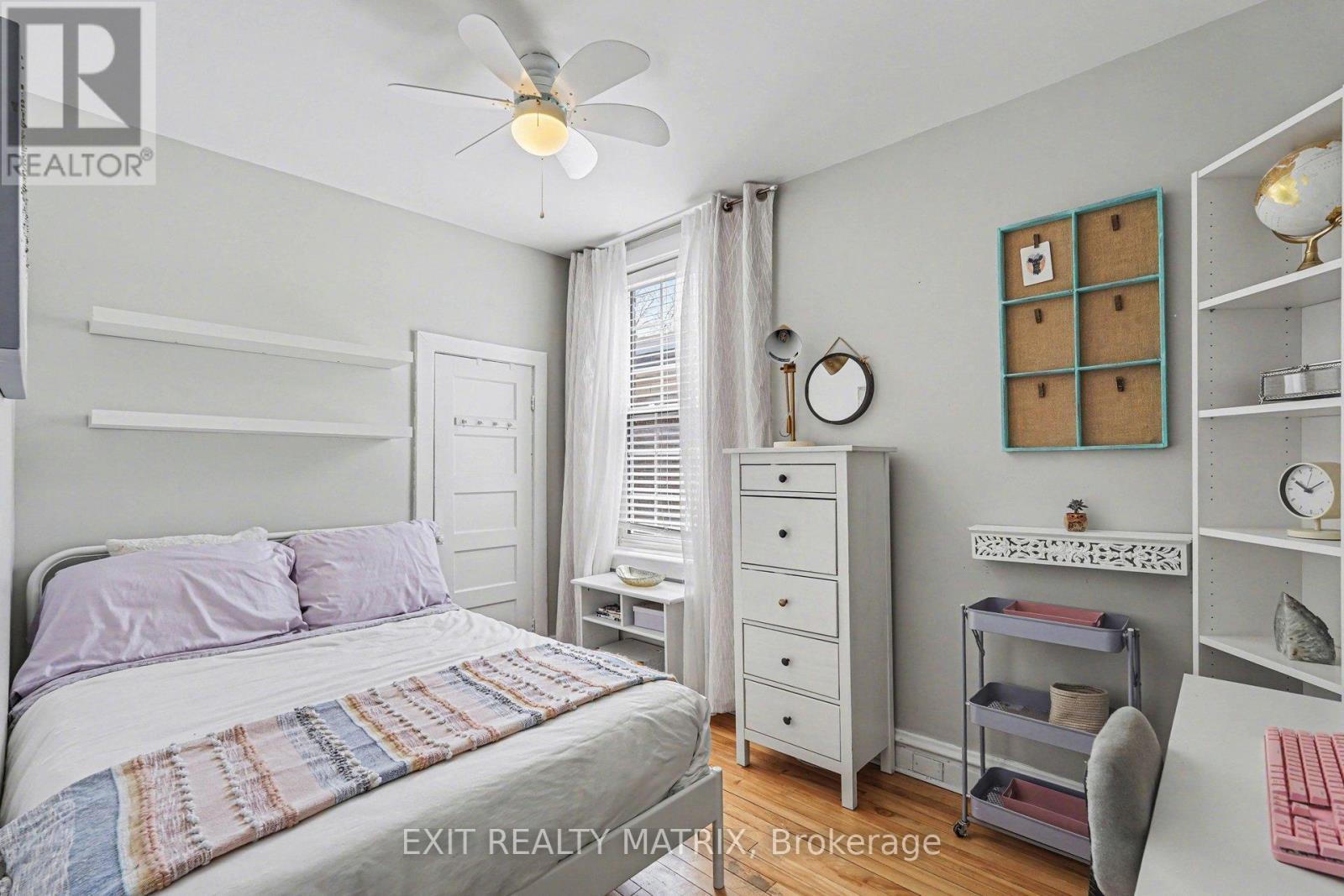 70 Springfield Road, Ottawa, ON - Indoor Photo Showing Bedroom