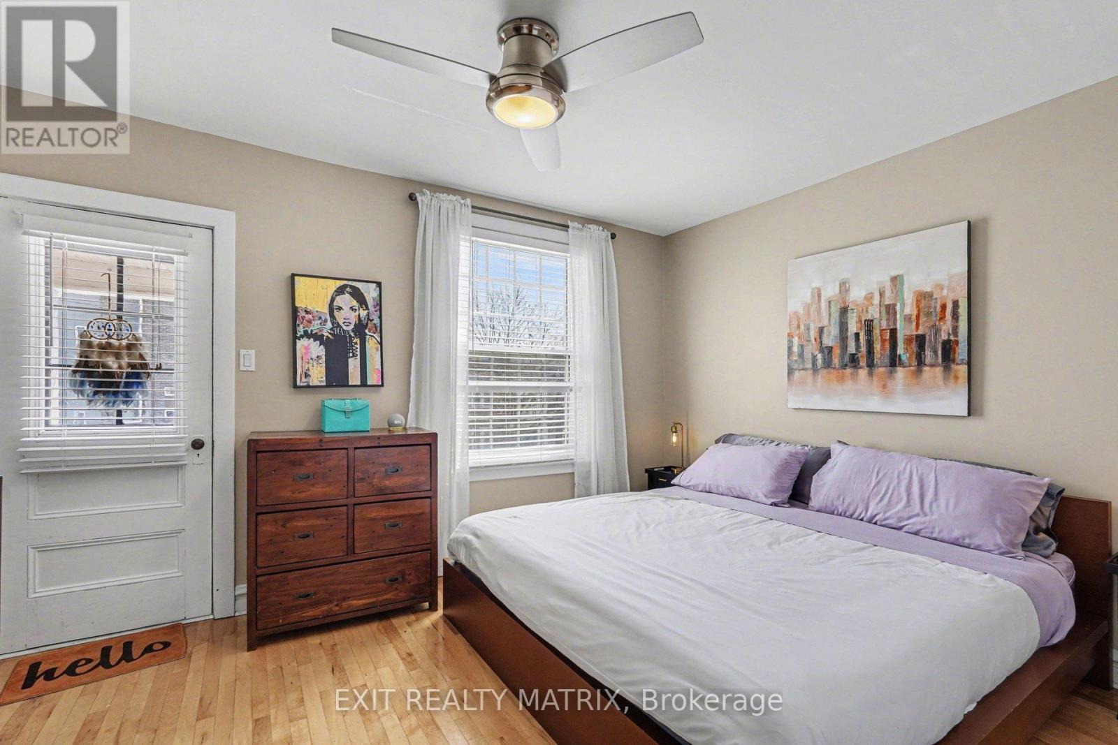70 Springfield Road, Ottawa, ON - Indoor Photo Showing Bedroom