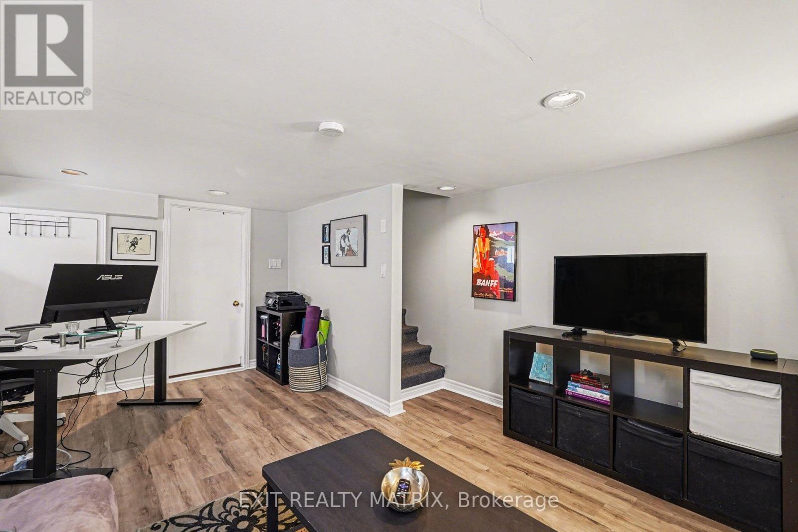 70 Springfield Road, Ottawa, ON - Indoor Photo Showing Other Room