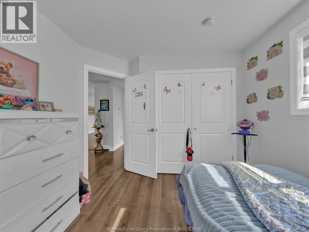 3242 Seville, Windsor, ON - Indoor Photo Showing Bedroom