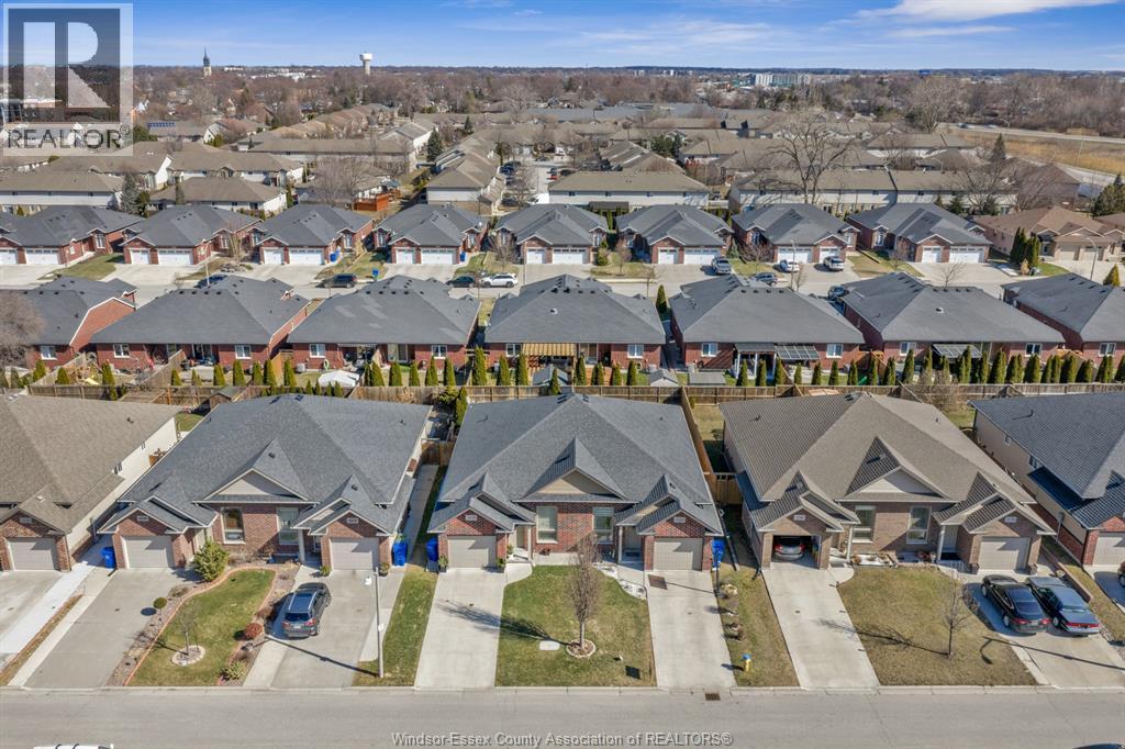 3242 Seville, Windsor, ON - Outdoor With View