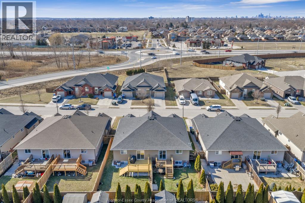 3242 Seville, Windsor, ON - Outdoor With View